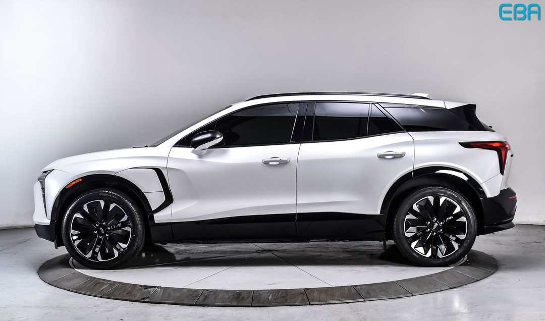 2024 Chevrolet Blazer Ev RS - Image 3