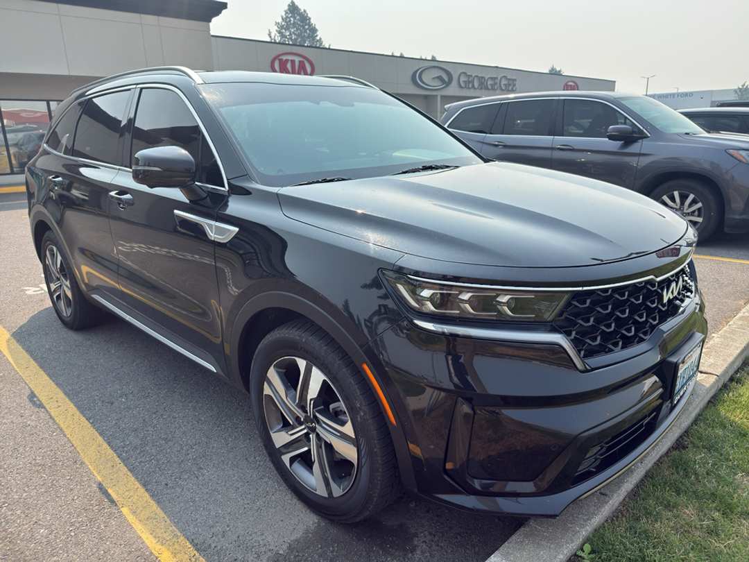 2022 Kia Sorento Plug-In Hybrid SX Prestige - Image 2