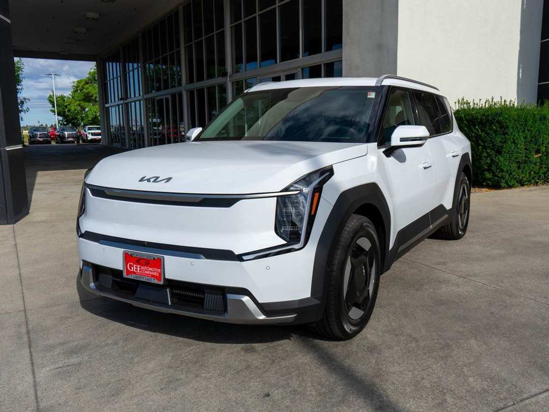 2026 Kia Ev9 Wind - Image 3