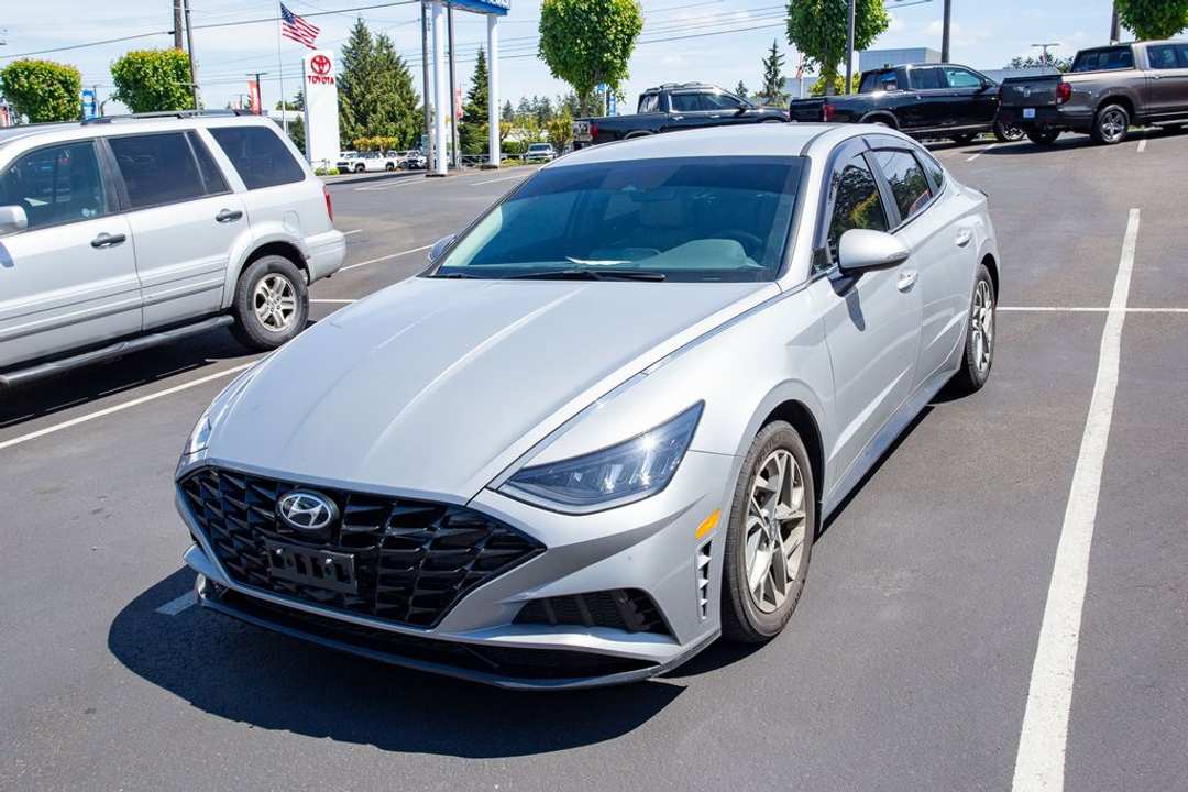 2023 Hyundai Sonata SEL - Image 3