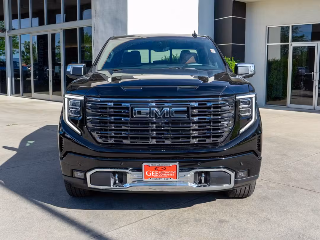 2026 GMC Sierra 1500 Denali Ultimate - Image 2