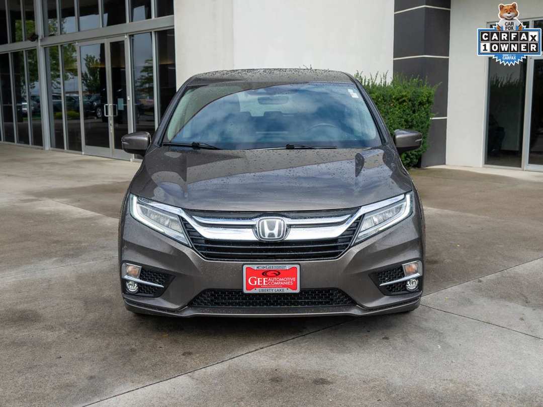 2018 Honda Odyssey Elite - Image 2