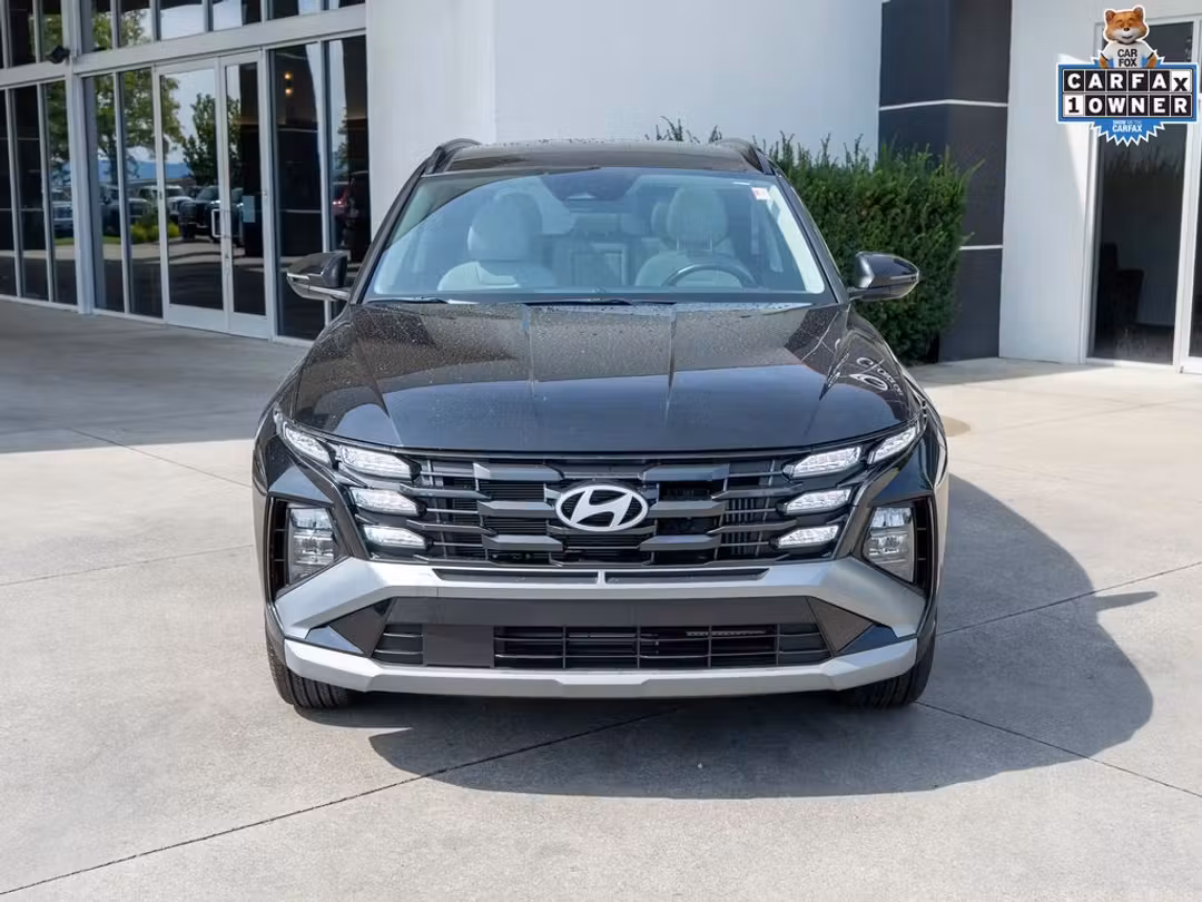 2025 Hyundai Tucson Hybrid SEL Convenience - Image 2