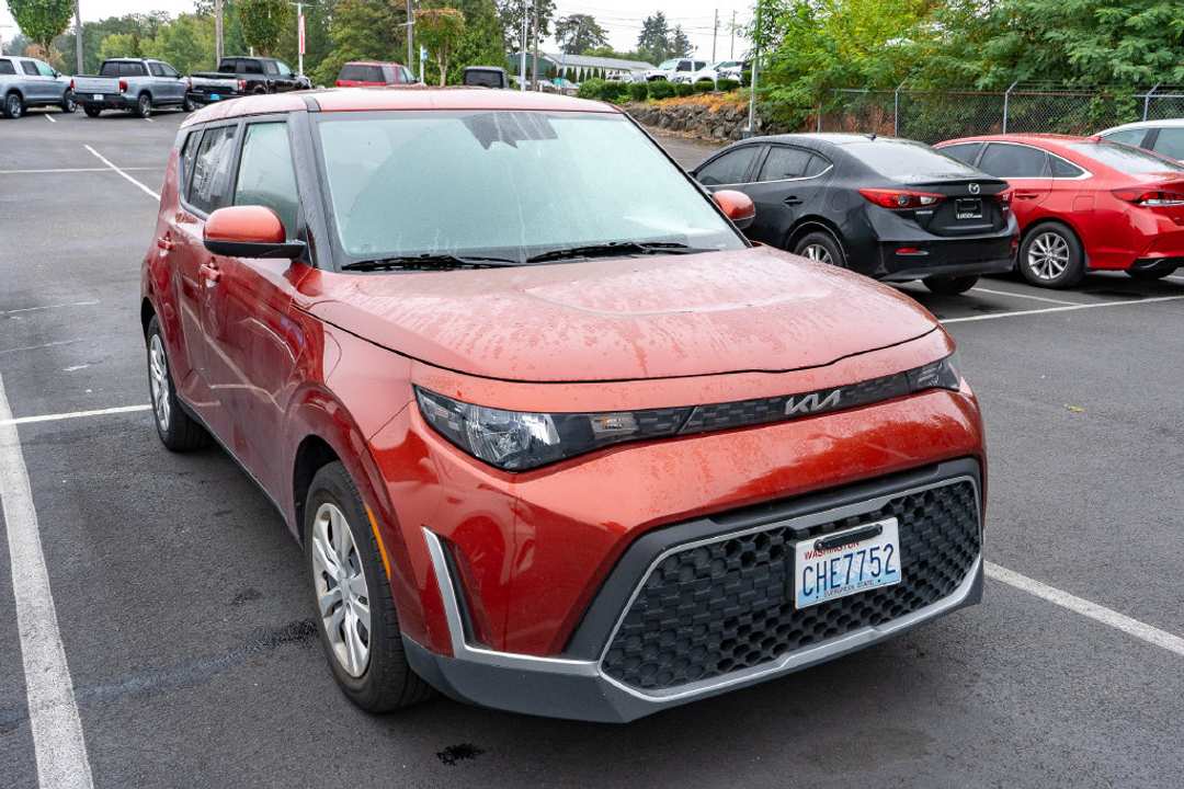 2023 Kia Soul LX - Image 3