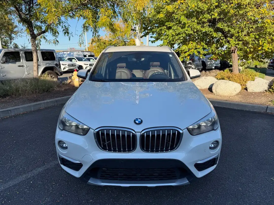 2017 BMW X1 xDrive28i - Image 2