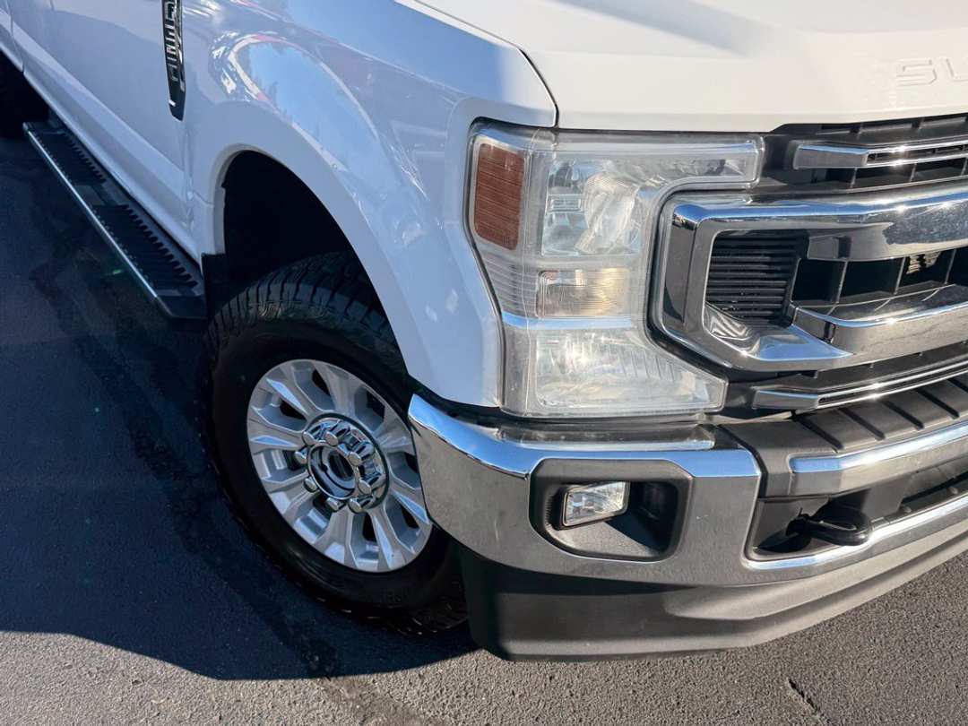 2020 Ford F-350Sd XLT - Image 2