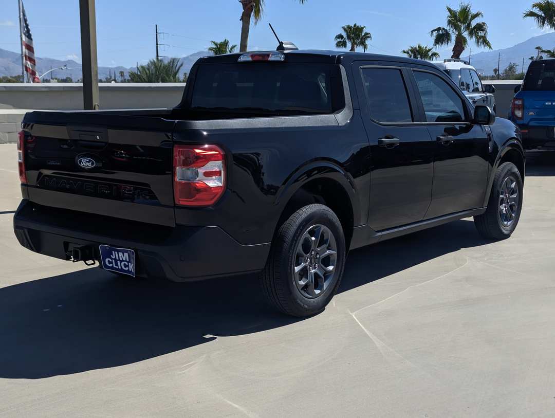 2026 Ford Maverick XLT - Image 2