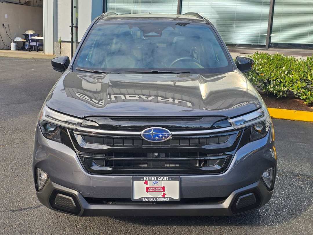 2025 Subaru Forester Touring - Image 2