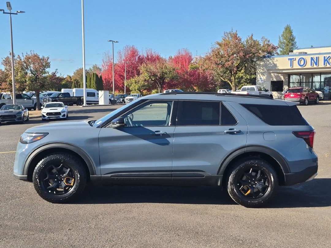 2027 Ford Explorer Tremor - Image 3