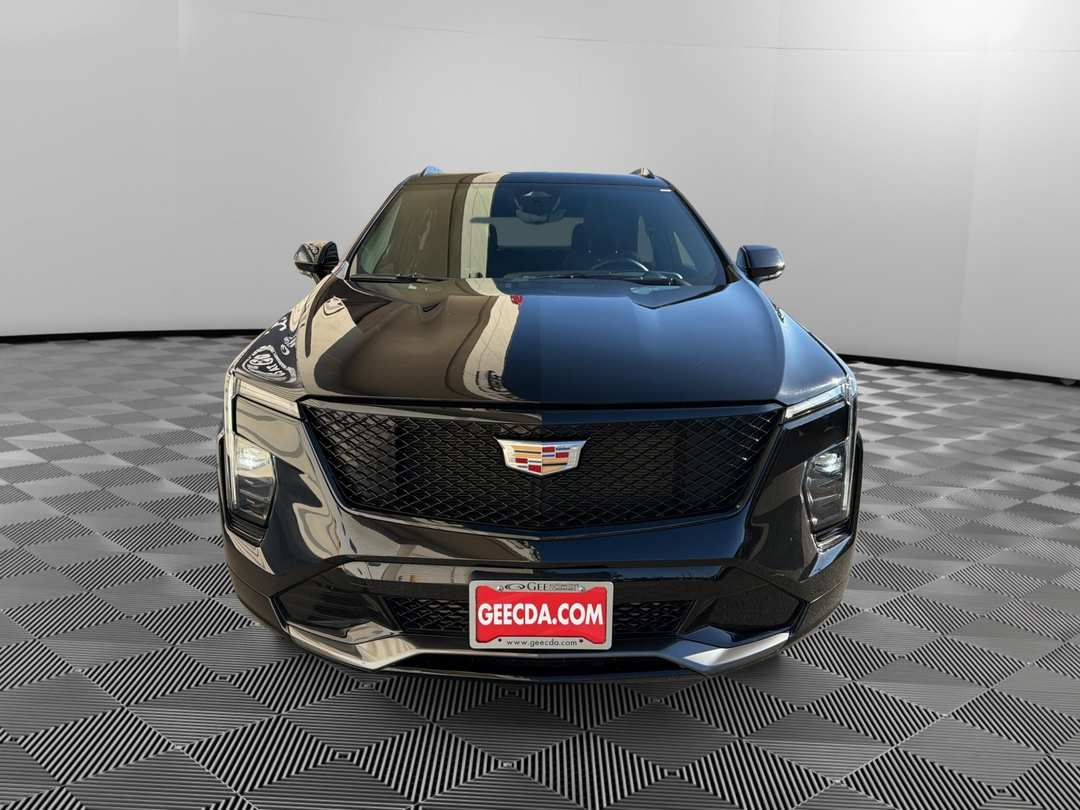 2024 Cadillac Xt4 Sport - Image 2