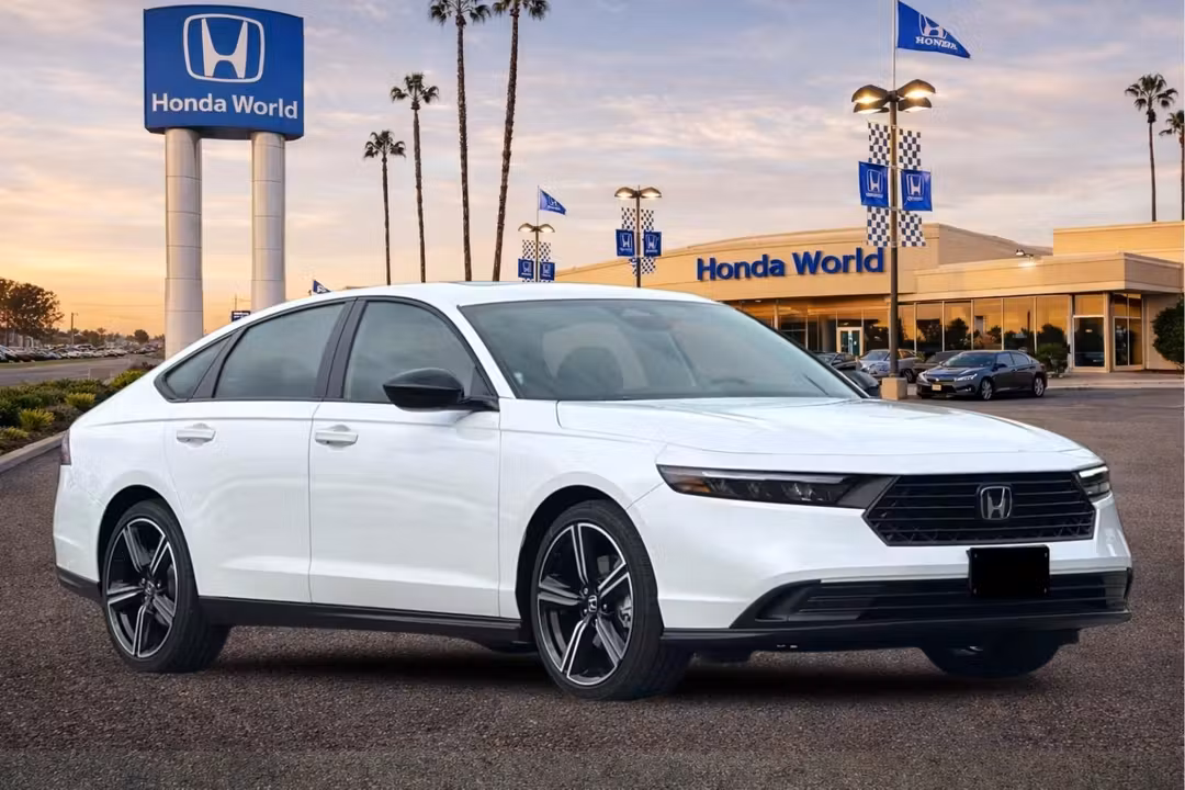 2026 Honda Accord Hybrid Sport - Image 2