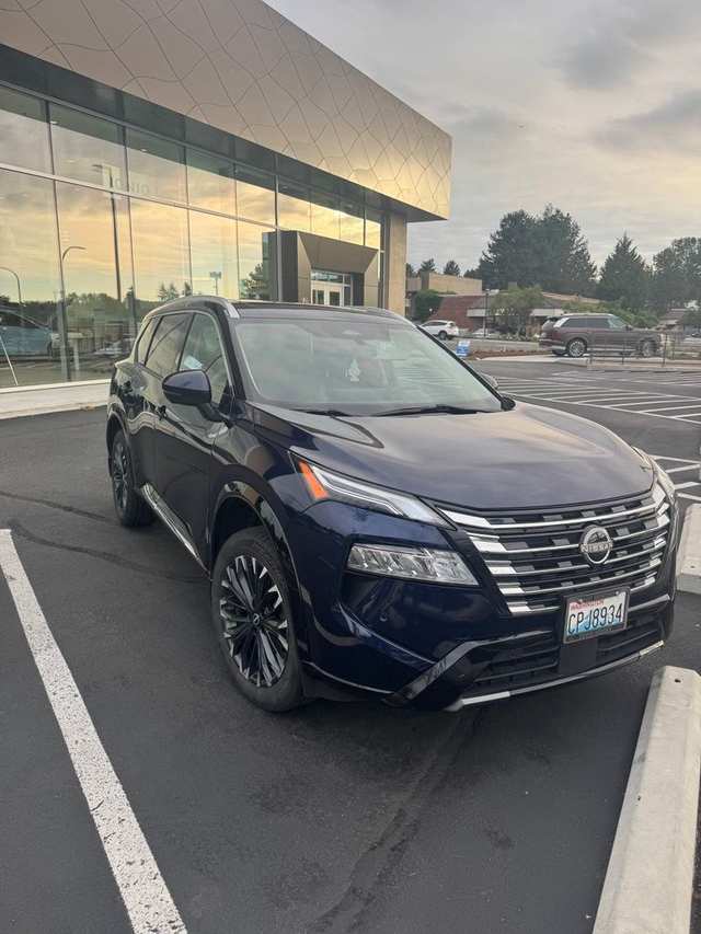 2024 Nissan Rogue Platinum