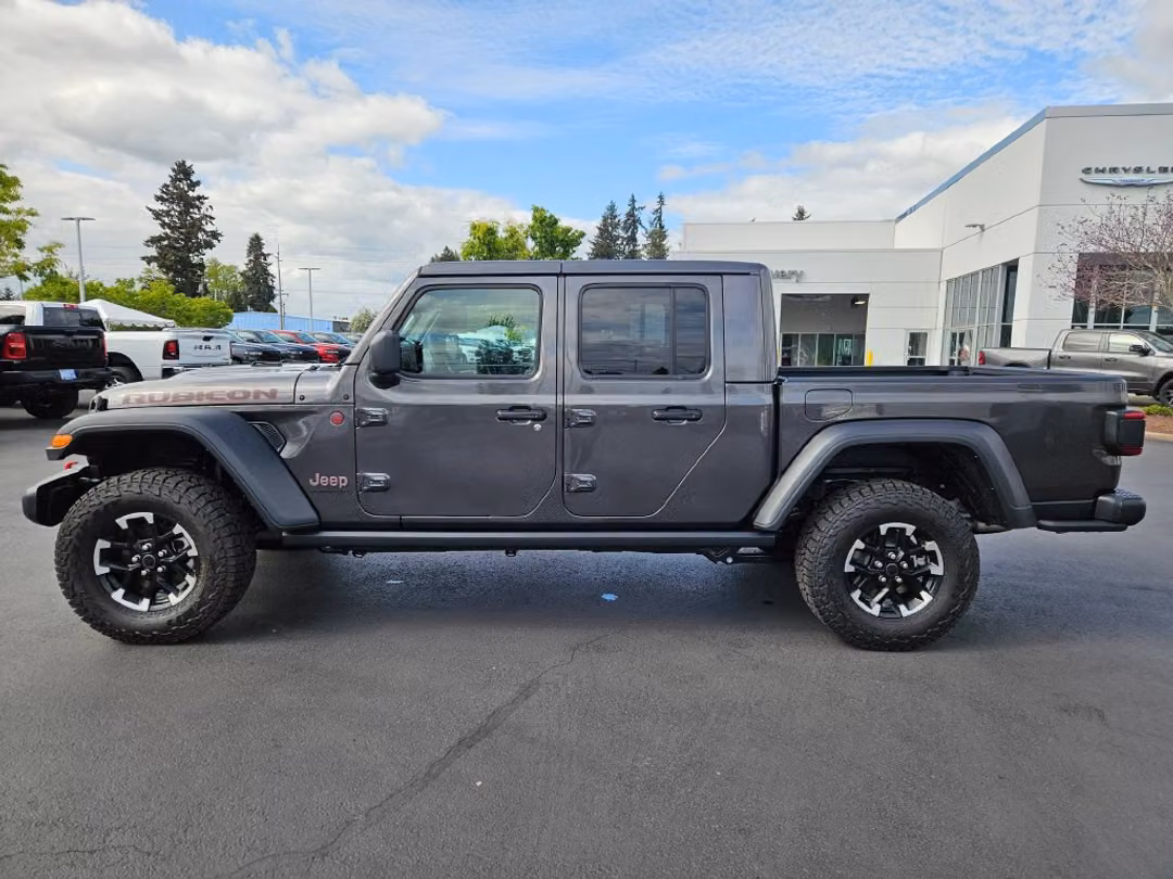 2026 Jeep Gladiator Rubicon - Image 3