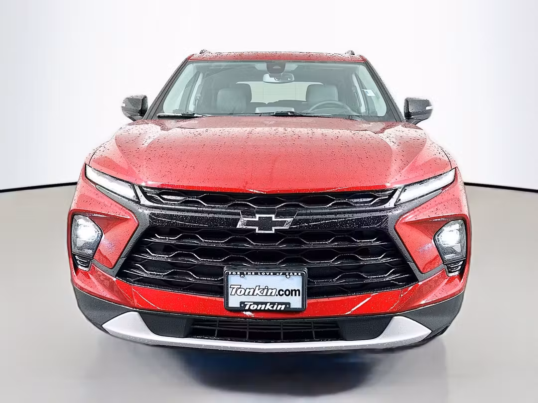 2025 Chevrolet Blazer LT - Image 2