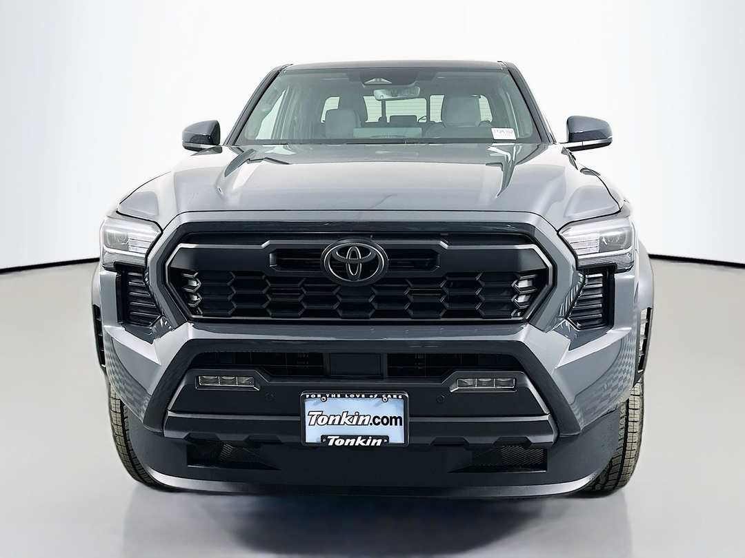 2025 Toyota Tacoma Hybrid TRD Off Road - Image 2