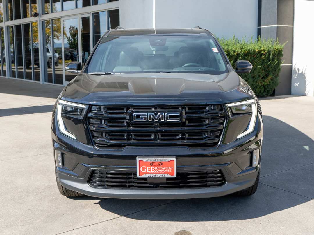 2027 GMC Acadia Elevation - Image 2