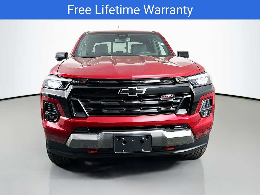2026 Chevrolet Colorado Z71 - Image 2