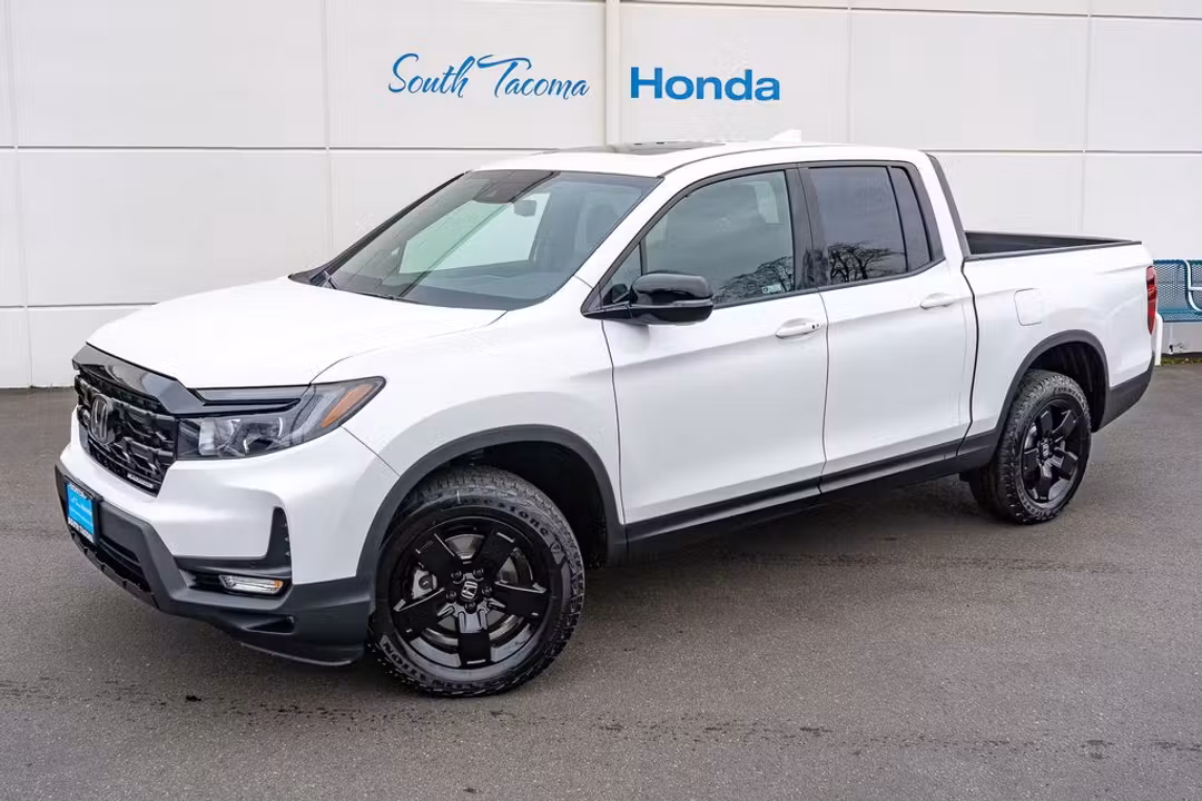 2026 Honda Ridgeline Black Edition - Image 2