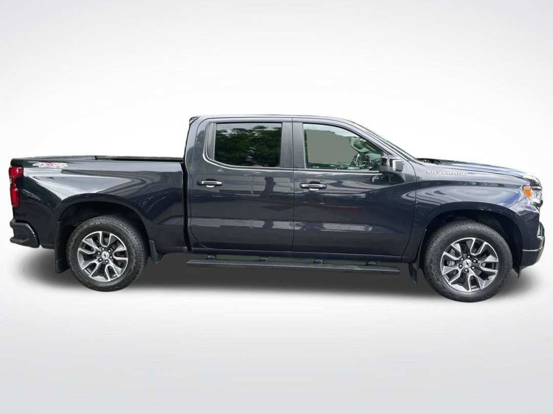2024 Chevrolet Silverado 1500 RST - Image 3
