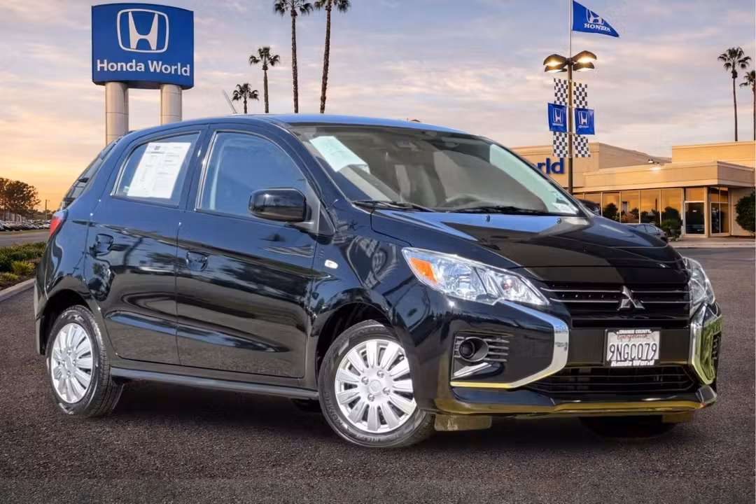 2024 Mitsubishi Mirage ES - Image 2