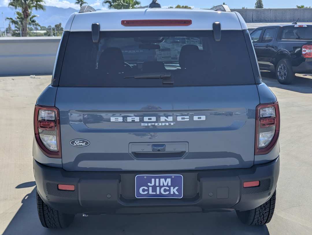 2026 Ford Bronco Sport Heritage - Image 3