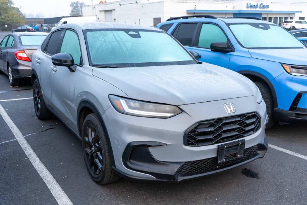 2025 Honda HR-V Sport - Image 3