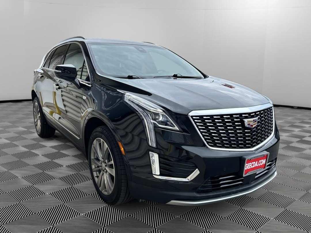 2024 Cadillac Xt5 Premium Luxury - Image 3