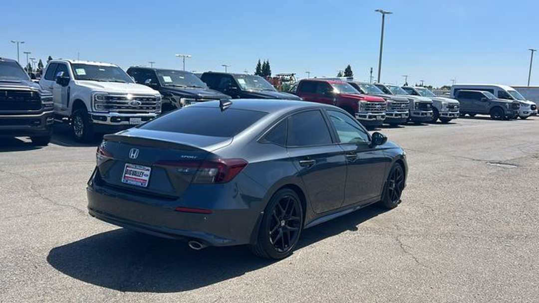 2025 Honda Civic Sport - Image 3