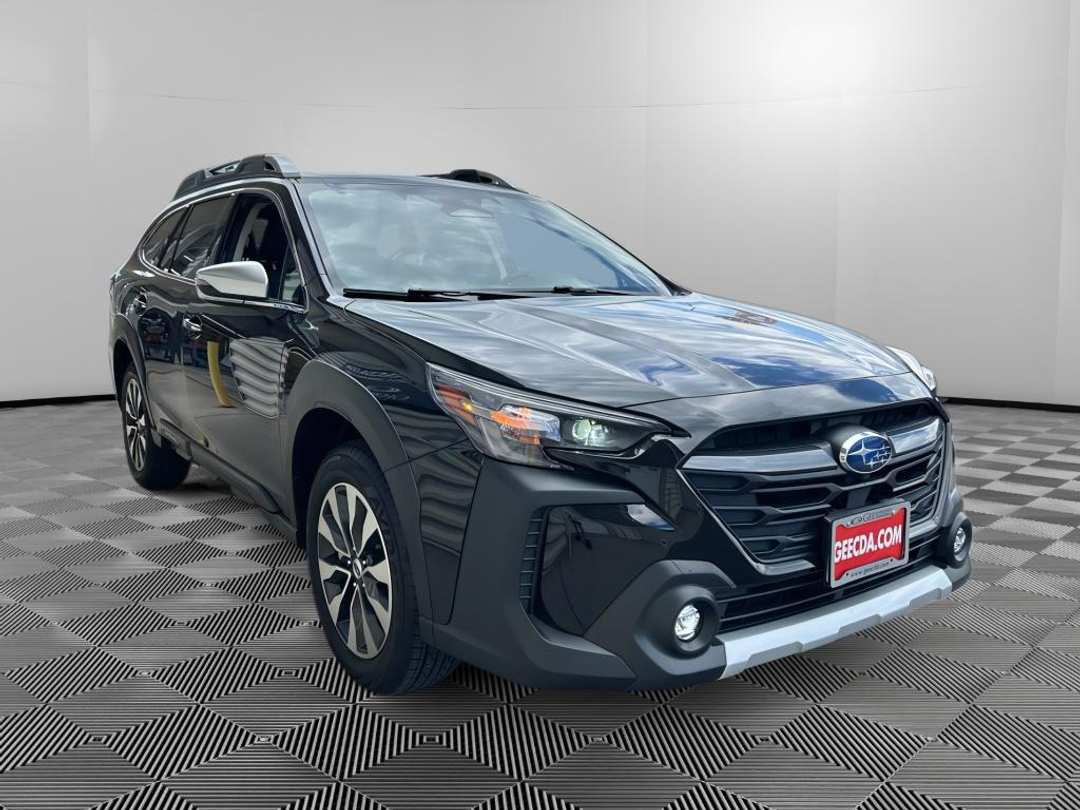 2023 Subaru Outback Touring XT - Image 3