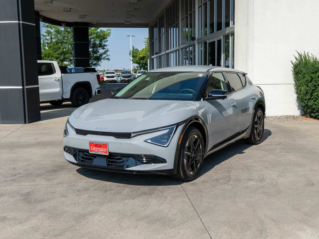 2026 Kia Ev6 Wind - Image 3