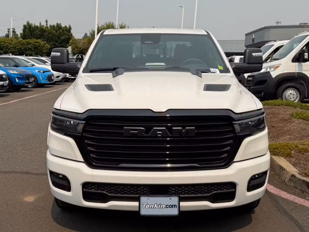 2026 Ram 1500 Laramie - Image 3