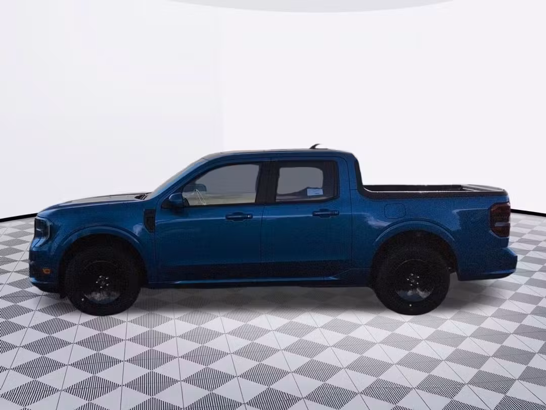 2026 Ford Maverick Lobo Standard - Image 2