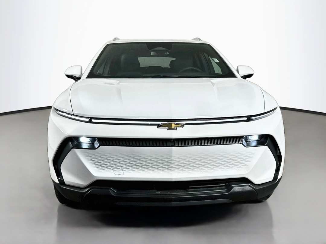 2026 Chevrolet Equinox Ev LT - Image 2