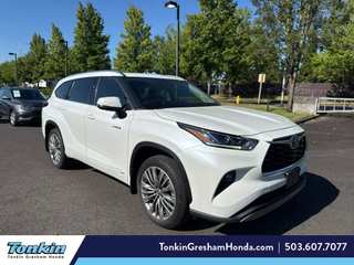 2021 Toyota Highlander Hybrid Platinum