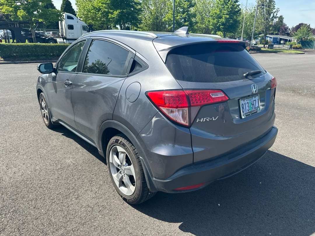 2016 Honda HR-V EXL - Image 3