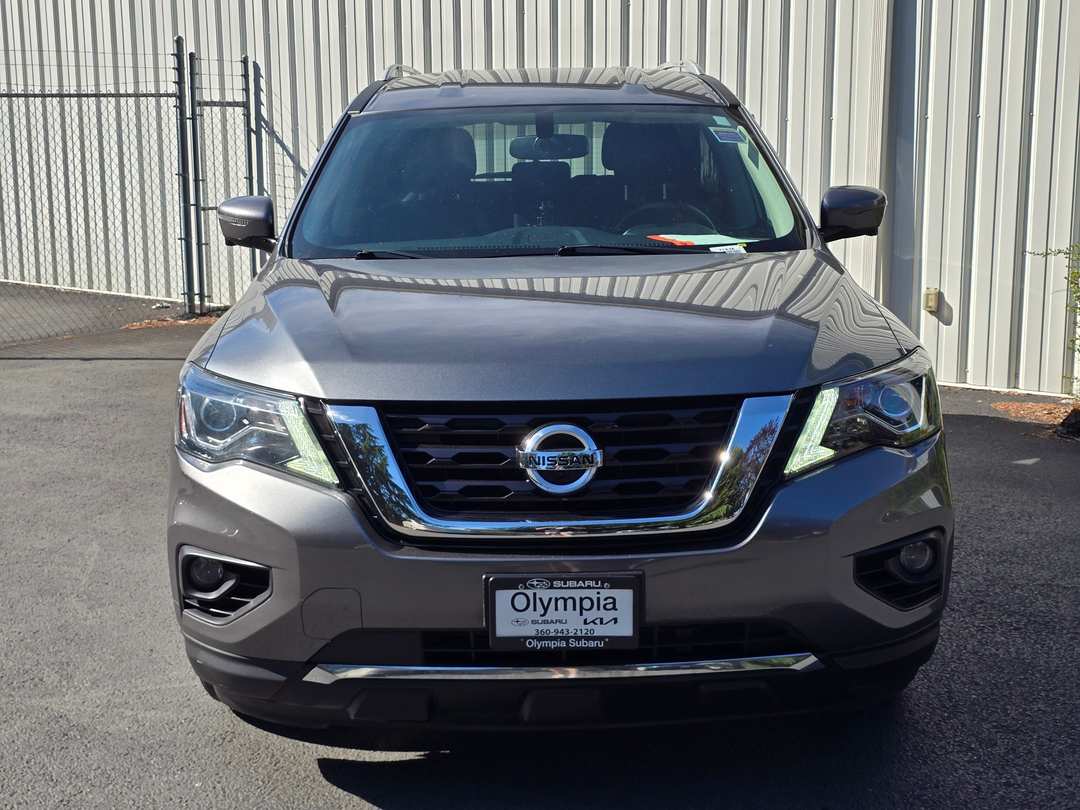 2020 Nissan Pathfinder SL - Image 2