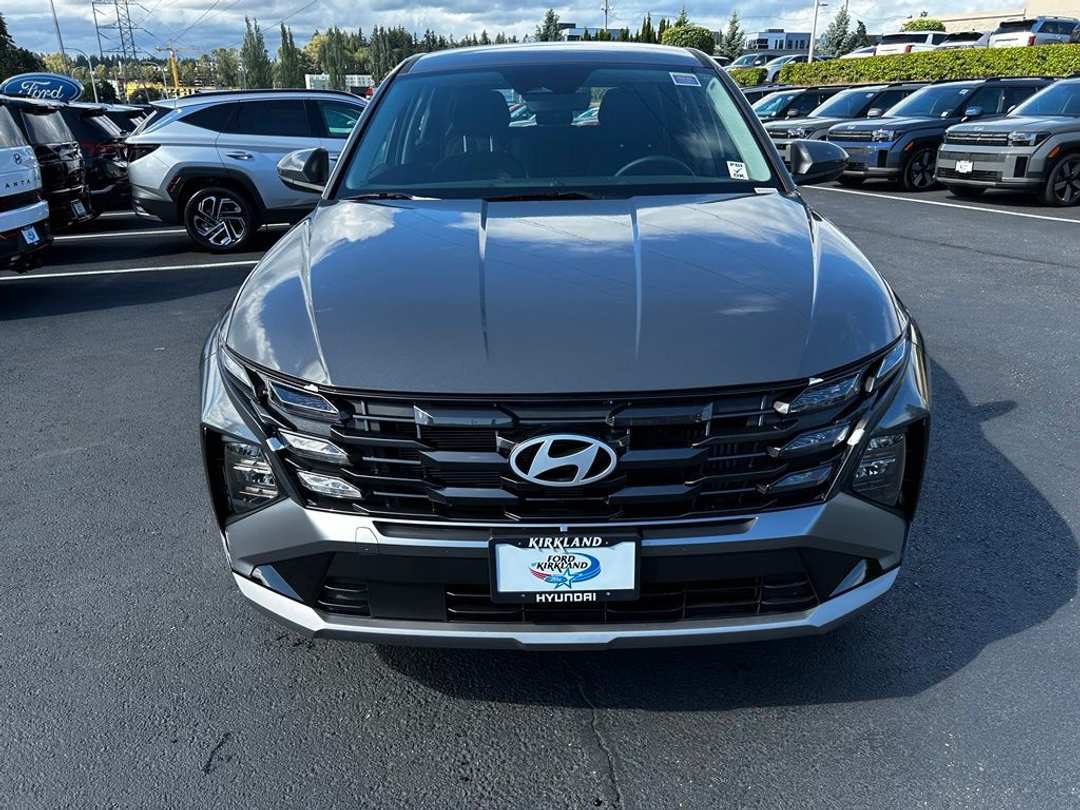 2026 Hyundai Tucson Hybrid Blue SE - Image 3