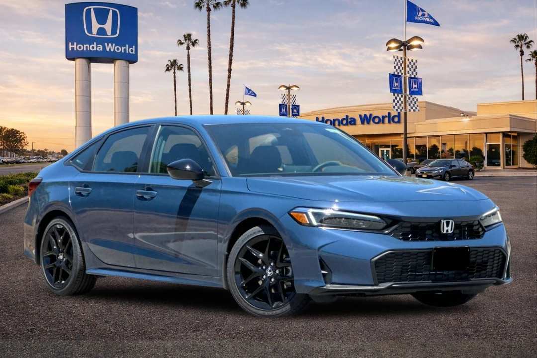 2026 Honda Civic Sport - Image 2