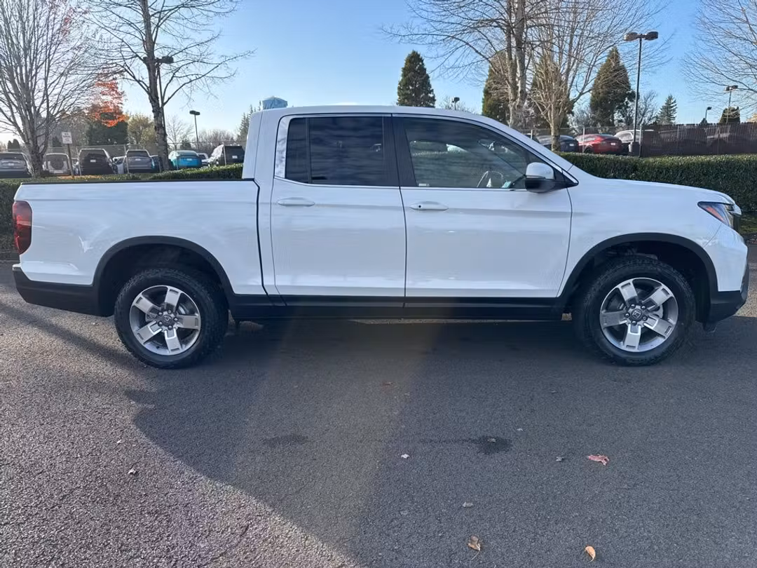 2026 Honda Ridgeline RTL - Image 2