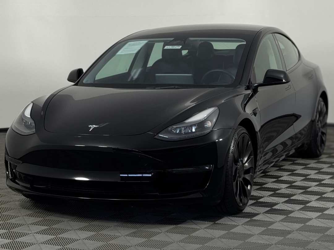 2023 Tesla Model 3 Performance - Image 3