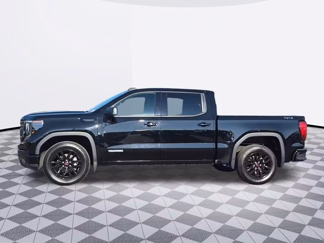 2023 GMC Sierra 1500 Elevation - Image 2