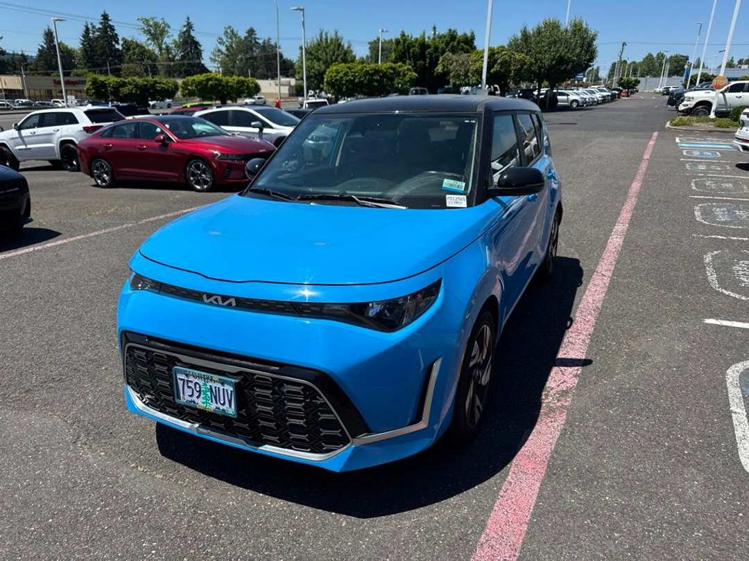 2023 Kia Soul GTLine - Image 3