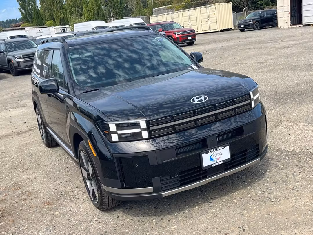 2026 Hyundai Santa Fe Hybrid Limited - Image 3