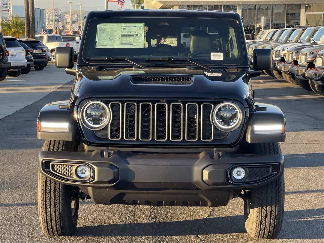 2026 Jeep Gladiator Sport S - Image 2