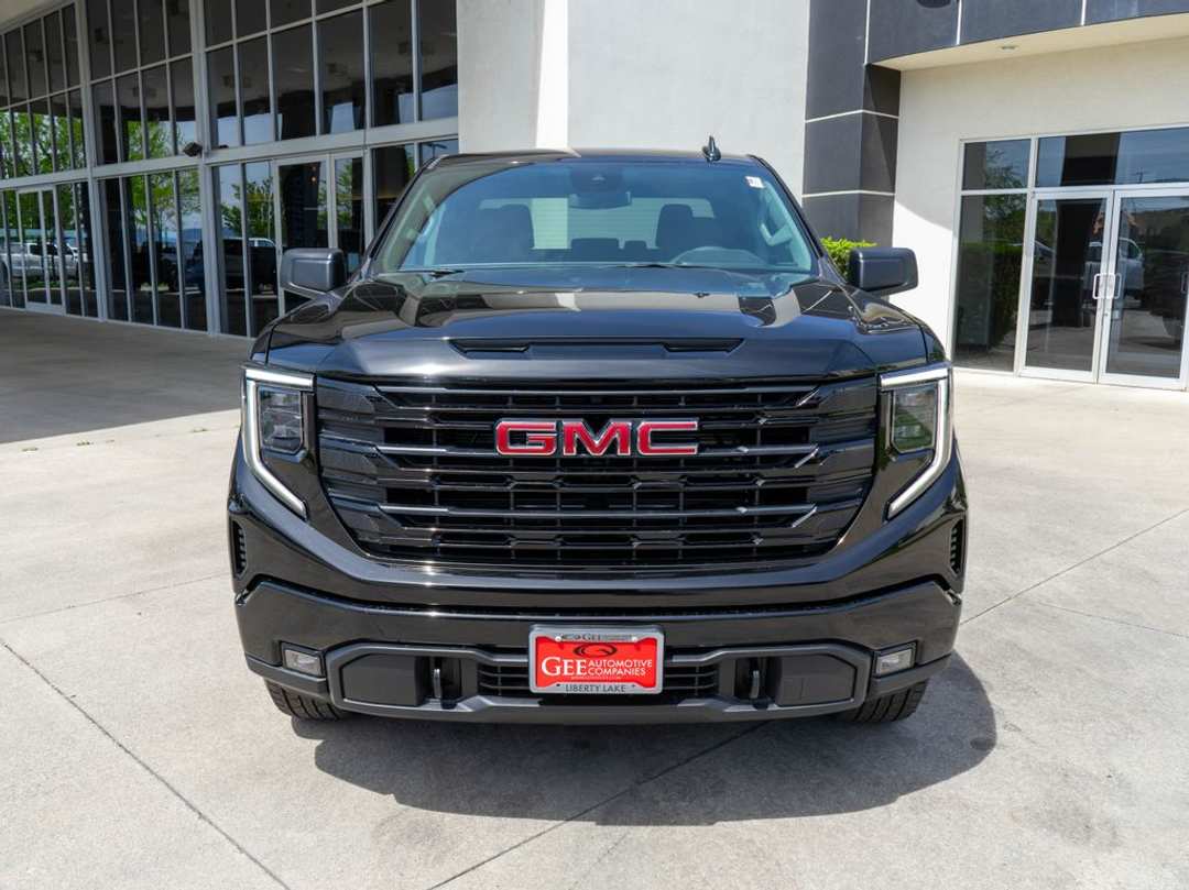 2026 GMC Sierra 1500 Elevation - Image 2