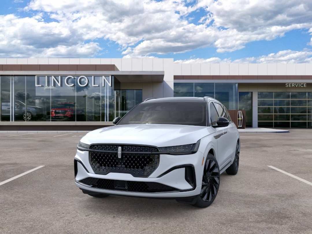 2026 Lincoln Nautilus Black Label - Image 2