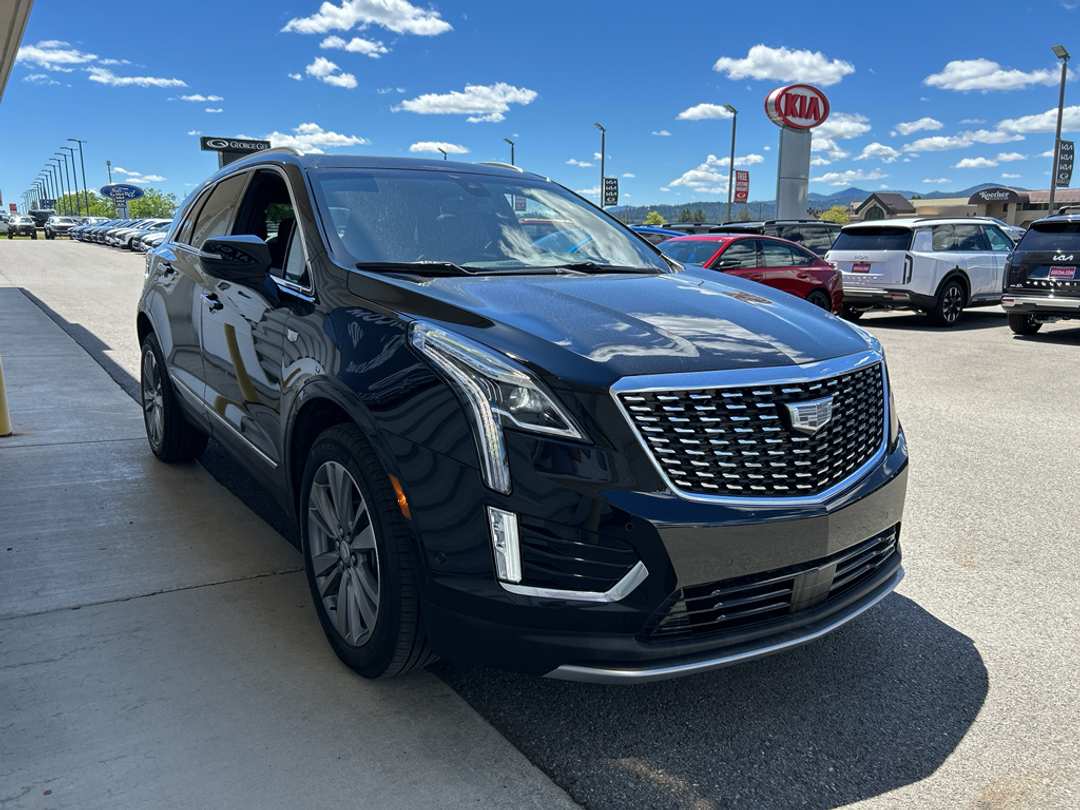 2024 Cadillac Xt5 Premium Luxury - Image 3