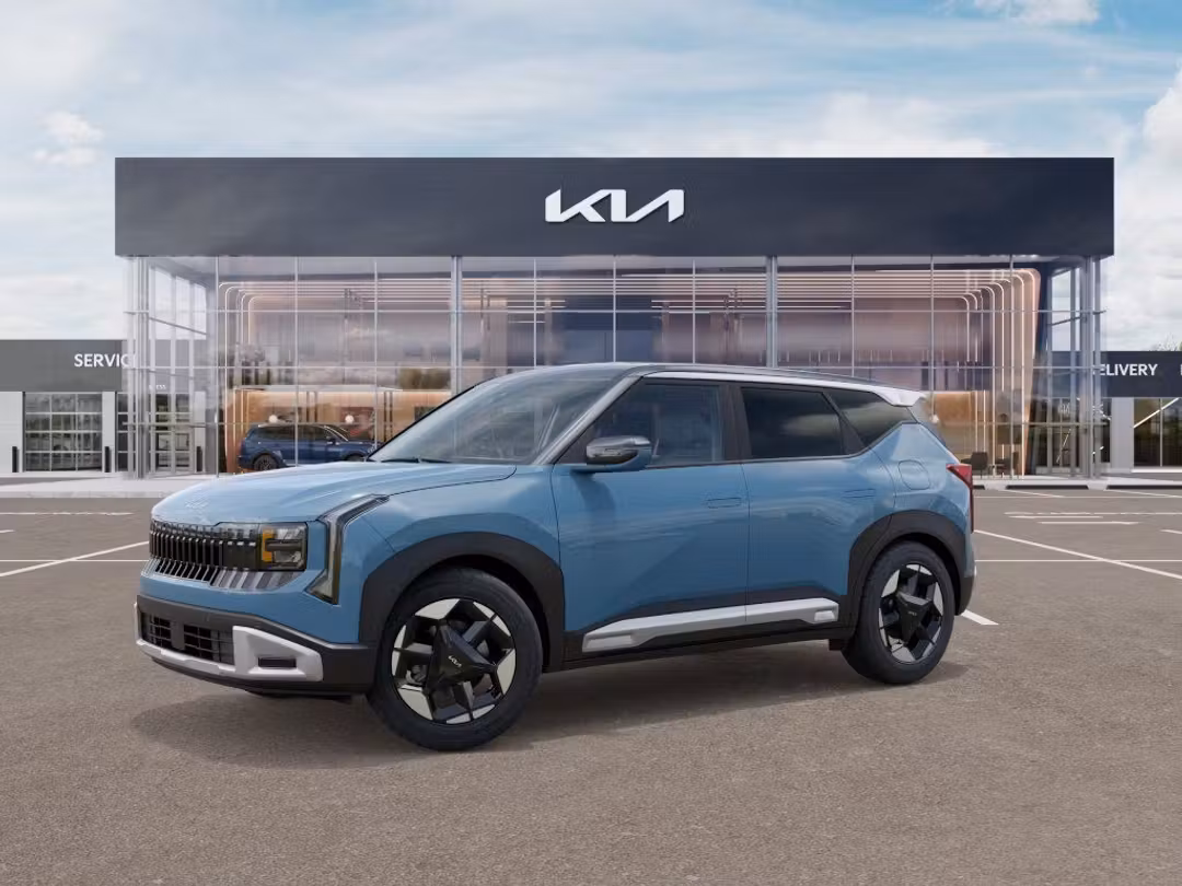 2027 Kia Seltos S - Image 3