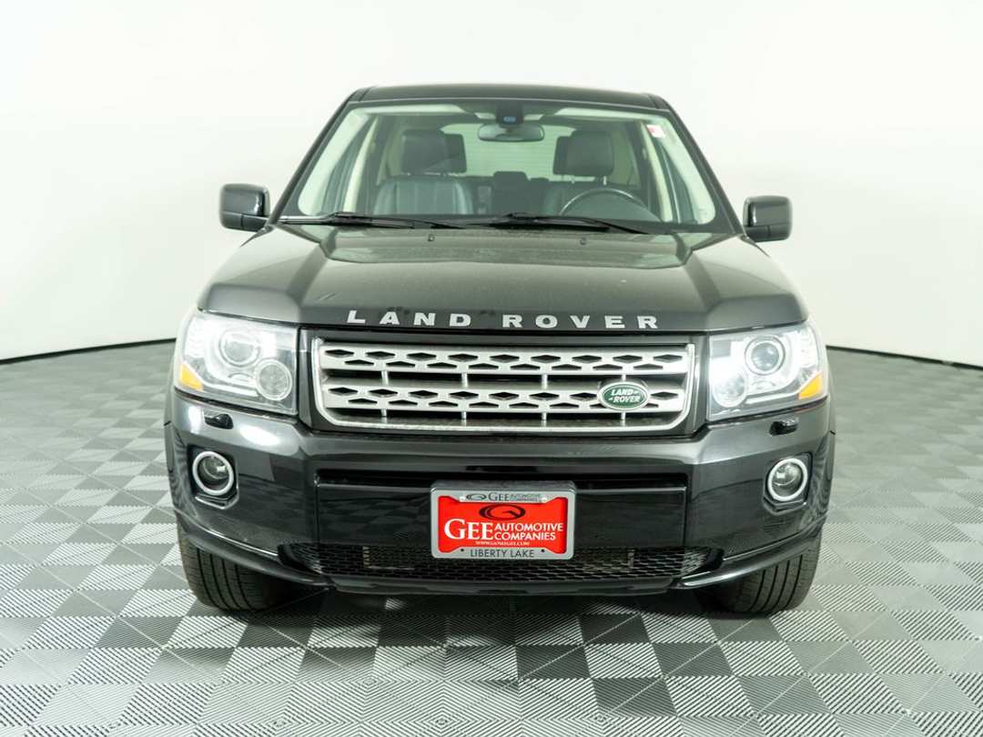 2015 Land Rover Lr2 Base - Image 2