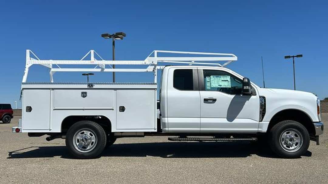 2026 Ford F-350Sd XL - Image 2